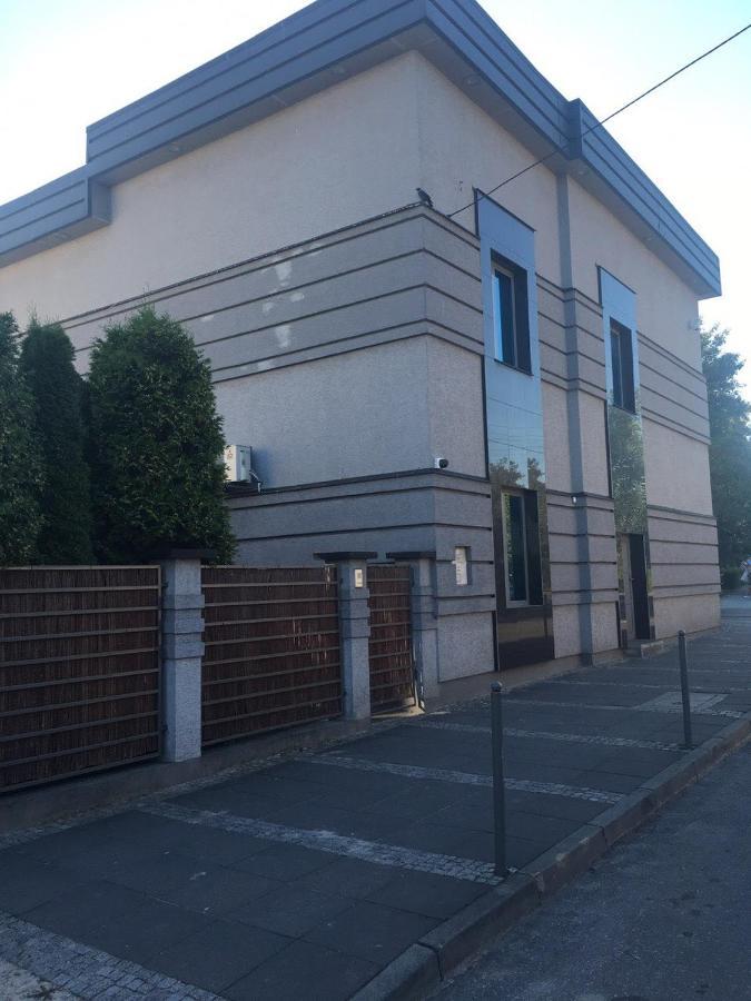 Maly Domek Kawalerka Starachowice Exteriör bild